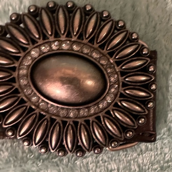 Vintage Fossil Style Silver Belt 
T1 - Picture 3 of 13